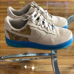 Air Force one low (Kobe)